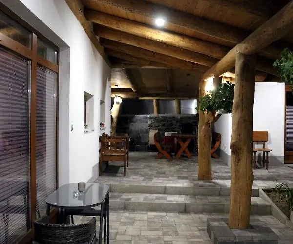 Komfort Apartamento Badacsonytördemic